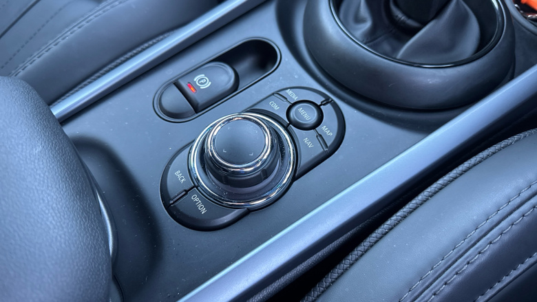 MINI Clubman 1.5 Cooper Exclusive Premium 6dr Auto Petrol Estate